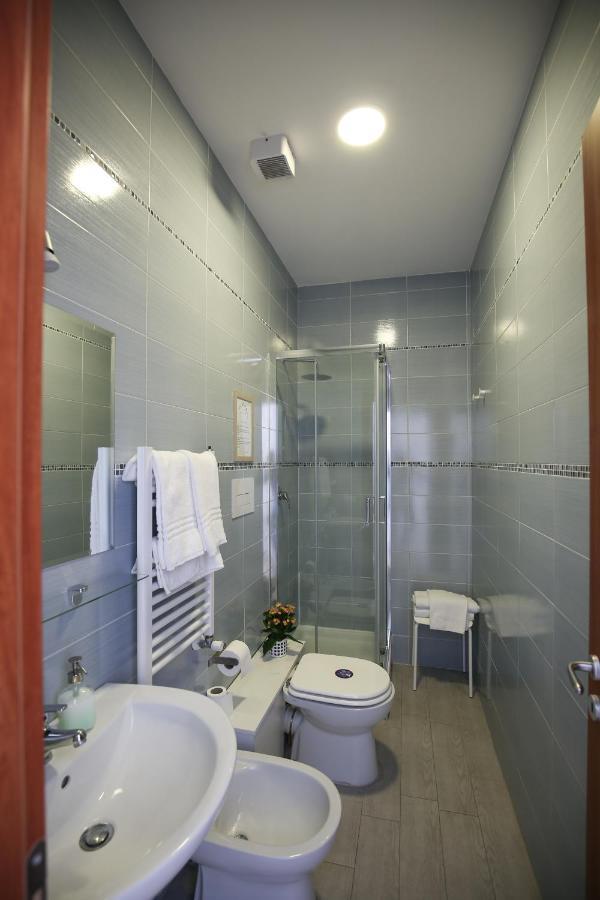 Bernini 20 Bed & Breakfast Naples Exterior photo